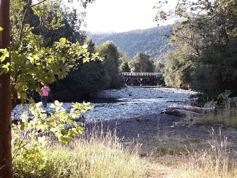 ALTOS DE CHAQUEIHUA (Hornopiren National Park) - Inn Reviews, Photos ...