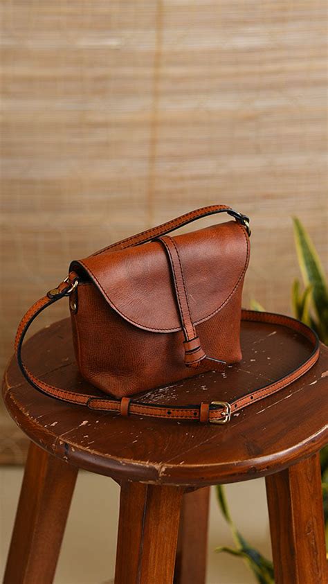 We Make Beautiful Bags – Chiaroscuro