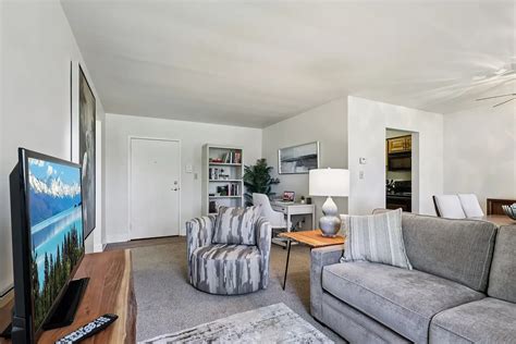 Monroeville Apartments at Birnam Wood - Monroeville, PA 15146 ...