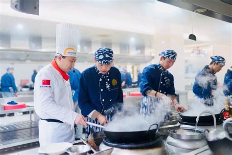 为什么要学厨师？学厨师有哪些优势_重庆新东方烹饪学校