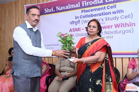 D.E.S's Shri. Navalmal Firodia Law College (DES SNFLC)