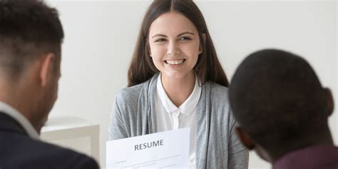 Customer Service Interview Questions Answers 的图像结果