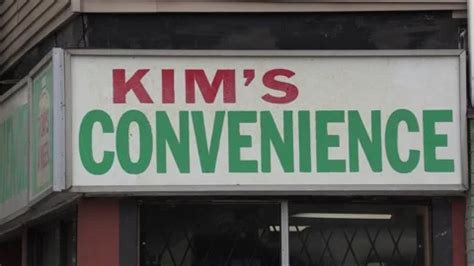 Kim Convenience Store 的图像结果