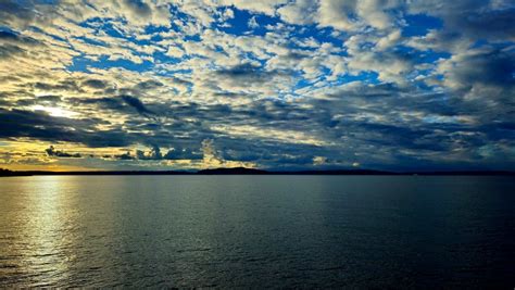 CHEESE PUFF SUNSET + FULL MOON + SAUNA!, Alki Beach Bathhouse, Seattle ...