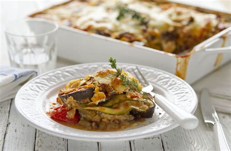 Healthy living vegetable lasagne   Tesco Real Food