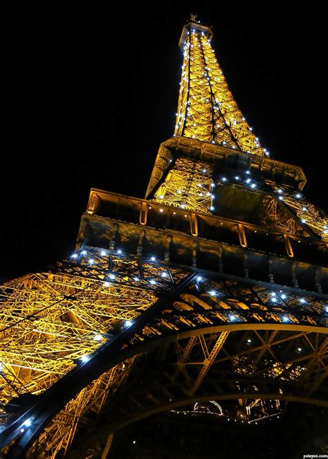 Eiffel Tower picture, by BeSea for: gps tagged photography contest ...