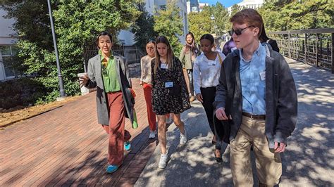 Alums help introduce students to health care opportunities in Atlanta ...