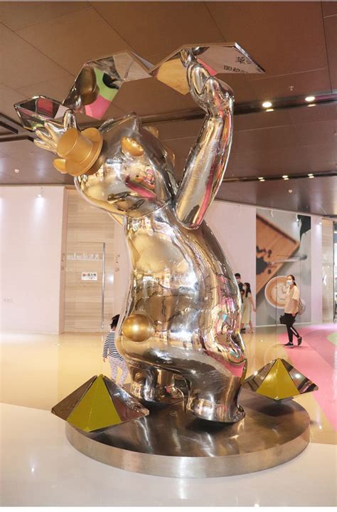 玻璃钢商场艺术造型熊雕塑_玻璃钢动物雕塑 - 杜克实业