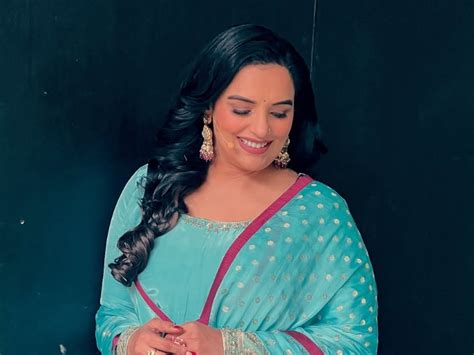 FIR against Salman's former co-star Shwetha Menon | Bhaskar English