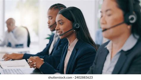 India Call Center Agent 的图像结果