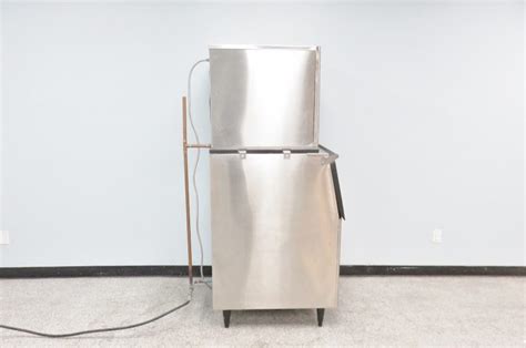 Lab Ice Maker 的图像结果