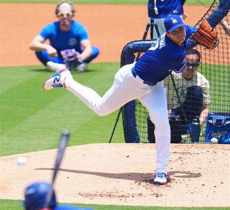 大谷翔平が術後3度目のライブBP登板 ダルビッシュが見守る中、術後最多44球で圧巻6奪三振 - ライブドアニュース