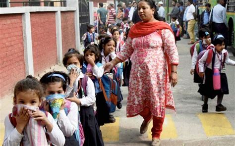 Delhi: Primary schools shut, PT classes suspended day after city woke ...