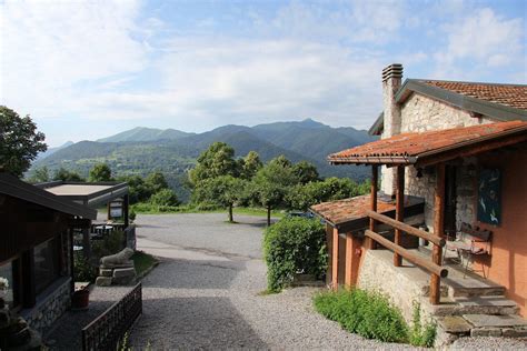 AGRITURISMO LA NEVERA (Lanzo d'Intelvi) - Lodge Reviews, Photos, Rate ...