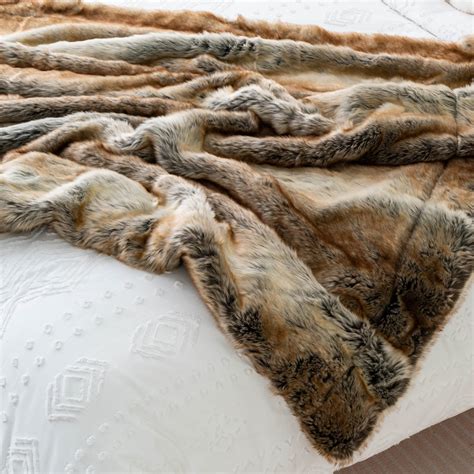 Faux Fur Throw King Bed at Jai Patrick blog