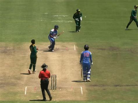 India U19 beat SA by 25 runs via DLS method: Pangalia-Ambrish guide ...