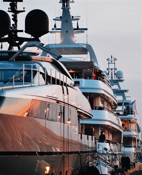 Amalfi Jets | McKenna buys her dream car. #FlyAmalfi #PrivateJet # ...