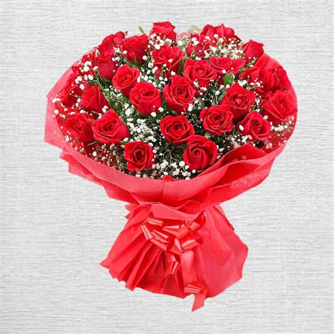 Buy / Send Grand Red Rose Bouquet Online in Noida | The Cake Man