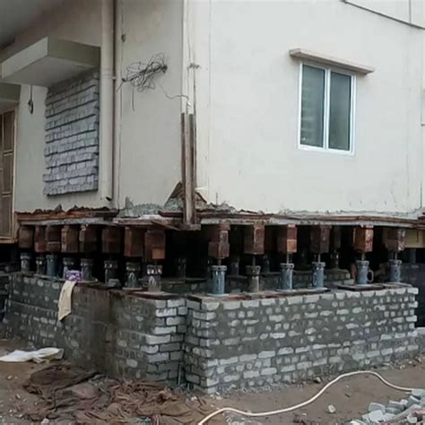 Lifting Services - Material Lifting Services Service Provider from Kolkata