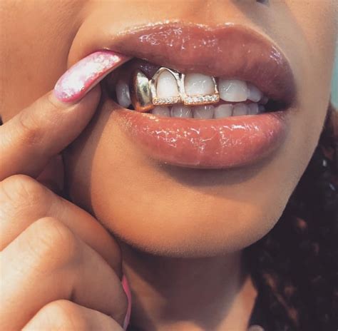 Pin by DIOR on GRILLZ | Grills teeth, Gold teeth grillz, Girl grillz