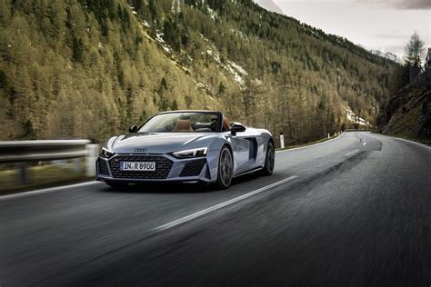 2021 Audi R8 V10 performance RWD Image. Photo 21 of 21
