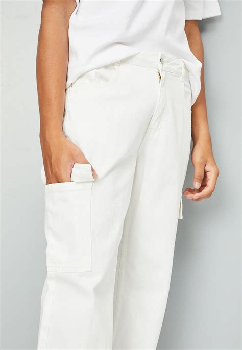 Buy Boys Solid Loose Fit Cargo Jeans Online at just Rs. 899.0 ...