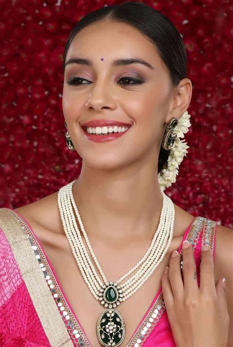 Buy Designer Fashion Jewellery for Women | Aza Fashions