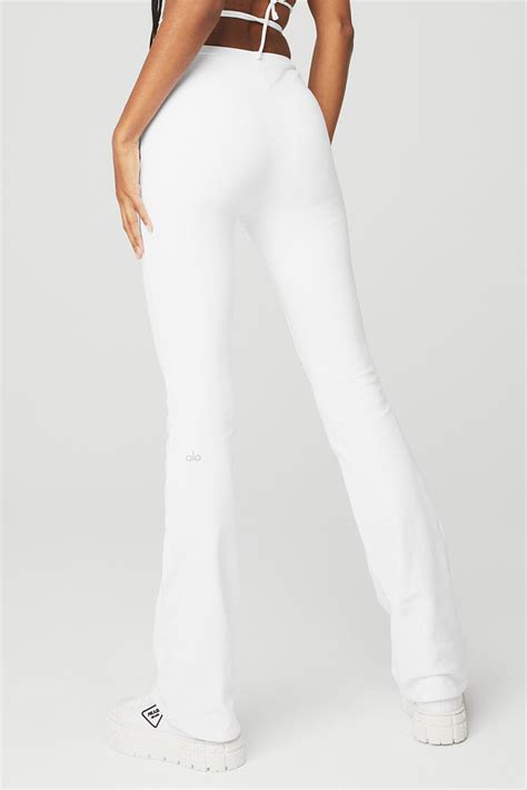 Airbrush High-Waist Cinch Flare Legging - White | Alo Yoga