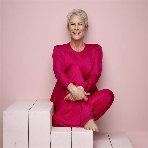 Jamie Lee Curtis's feet