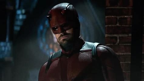 DAREDEVIL: BORN AGAIN Season 2 Set Photos Tease New Costume for The Man ...