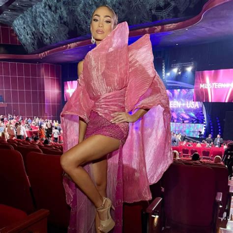 Miss Universe 2022: मुश्किल रही मिस यूनिवर्स की जर्नी, कौन हैं 28 साल ...