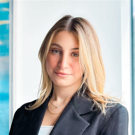 Molly Feldman - Avoq