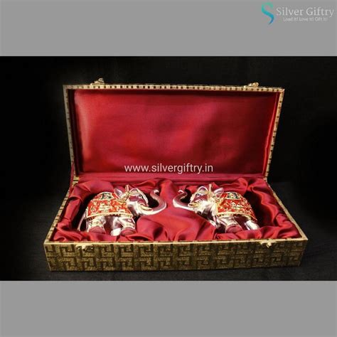 Gold and Silver Coated Elephants – Silver Giftry