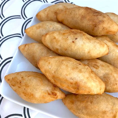 Fried Glutinous Rice Dumplings | Ham Sui Gok / LUCY LOVES TO EAT