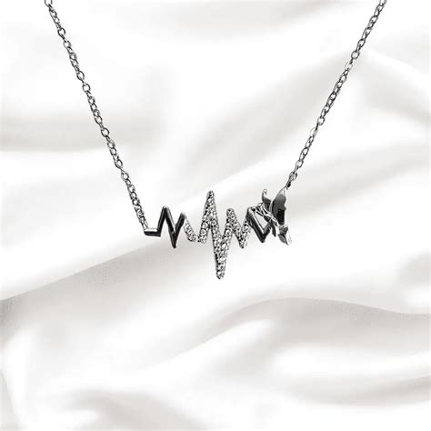 Spark Neck Piece for Women | 92.5 Sterling Silver – Rivansh