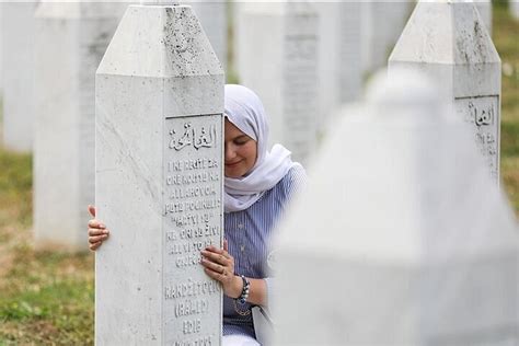 2024 Understanding Srebrenica Genocide - Day tour from Sarajevo