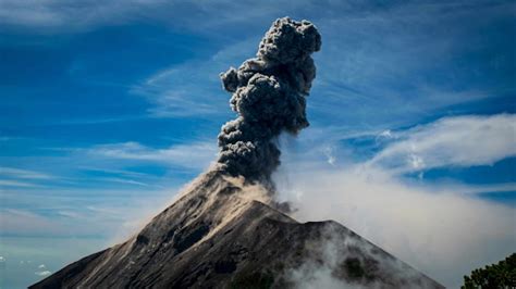 Fuego Volcano: Location, Eruptions, and Facts