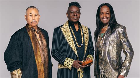 Earth, Wind & Fire at Chateau Ste Michelle Winery in Woodinville Jun 21 ...