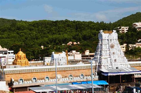 15 Top South Indian Temples with Amazing Architecture