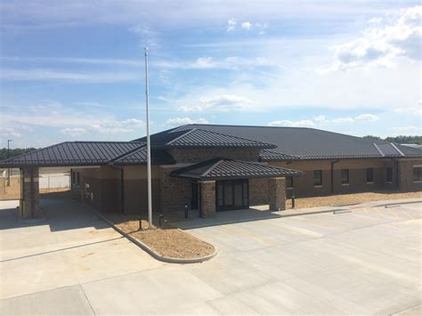 Commercial | Clinton Electric