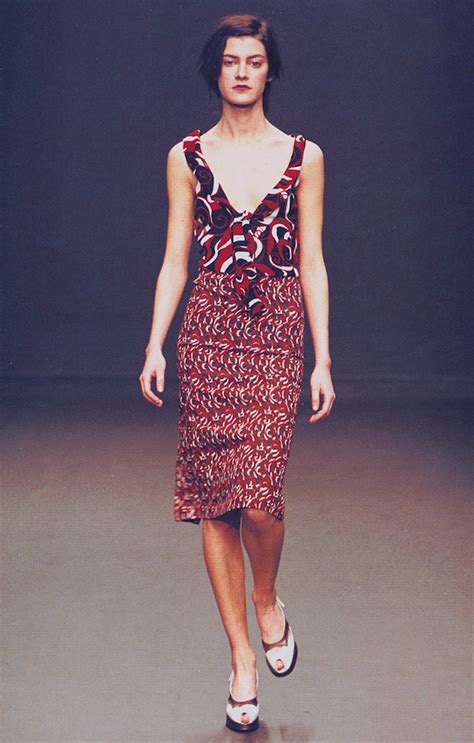 Fall Winter 2000 Fashion Show | Miu Miu