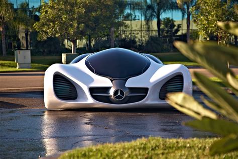 Mercedes-Benz BIOME - is it alive?