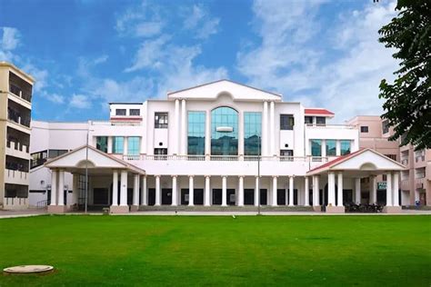 Teerthanker Mahaveer Medical College and Research Center Moradabad ...