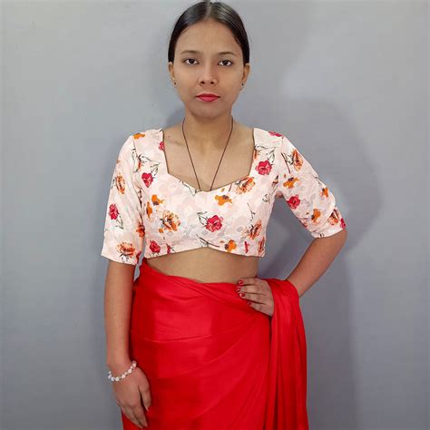 Buy Sweetheart Neck Blouse Online | Custom Sweetheart Blouses – StitchMe