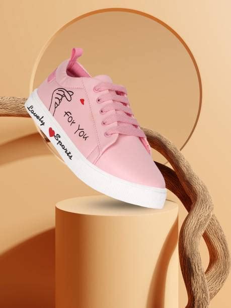 Longwalk Footwear - Buy Longwalk Footwear Online at Best Prices in ...