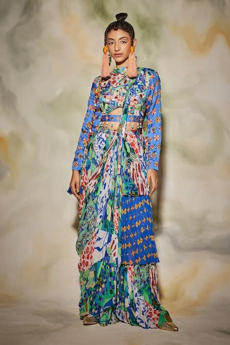 Buy Luxurious Designer Sarees Online - Aza Fashions