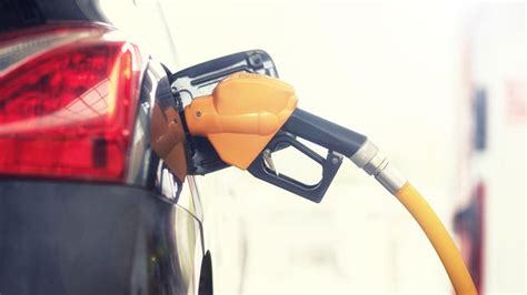 原油价格突破“天花板”，国内油价调整下周迎来今年最大涨幅的涨价！ - 知乎