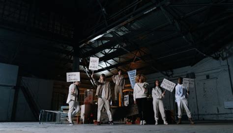 Right-Wing Techno 的图像结果