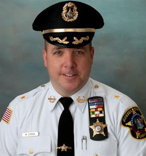 Woman in the provocative video with the sheriff says he never groped ...