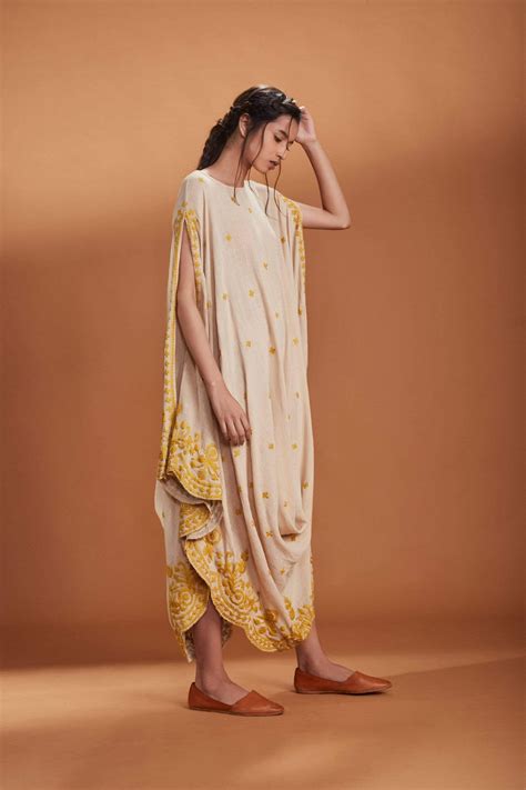 ready to wear sustainable women's clothing, handwoven and hand made